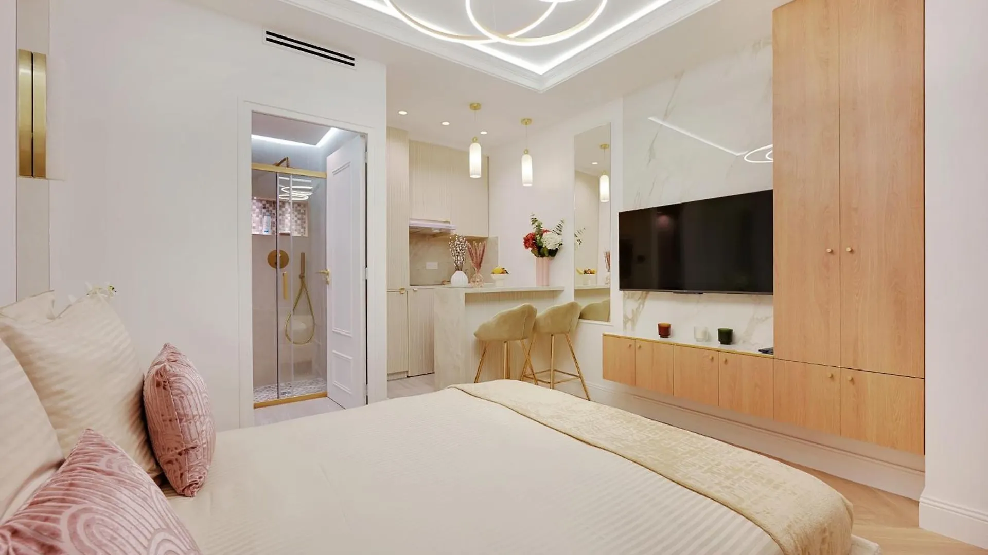 Coeur Du Marais Apartment Paris